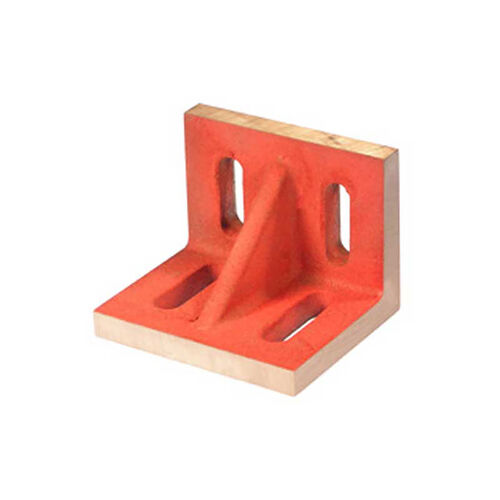 4-1/2" x 3" Slotted Webbed Angle Plate product photo Front View L